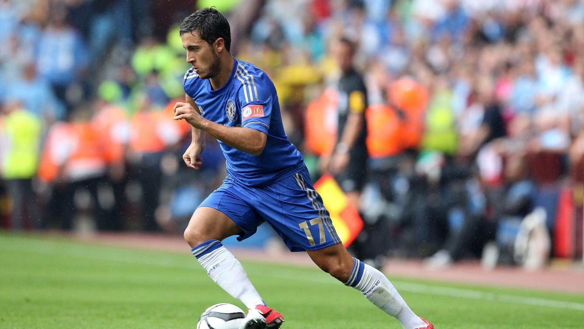 快节奏推进下球员是否应限制传球路线复杂性，快节奏足球